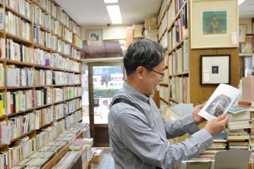 眼福を味わい知に浸る､神保町古書店街の歩き方､楽しみ方