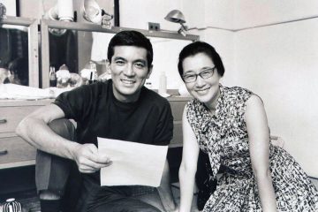 加山雄三「君といつまでも」、郷ひろみ「男の子女の子」など流行歌の作詞、ミュージカル『レ・ミゼラブル』などの訳詞を手がけた岩谷時子