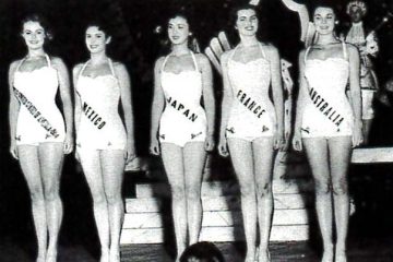 昭和の時代の最先端の職業は、華やかなマネキン・ガールだった