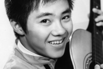 カムカムのラジオに思わず耳をそばだてた「湖愁」を歌った松島アキラ