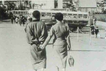 どこか昭和が香る熱海は、さまざまな形で描かれる