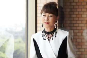 こんな「いい女」はどこにもいない─辰巳琢郎さんが語る「山本陽子像」から新たな魅力が見えてくる