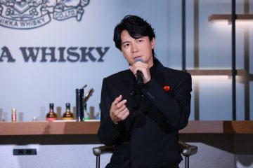 ニッカウヰスキーの創業90周年を記念した大人のスポット、「THE NIKKA WHISKY TOKYO」がオープン!アンバサダーは、「バーが似合う男になりたかった」福山雅治さん