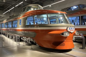 10月14日の「鉄道の日」をはさんで、海老名のロマンスカーミュージアムが何か面白いことをやるみたい。