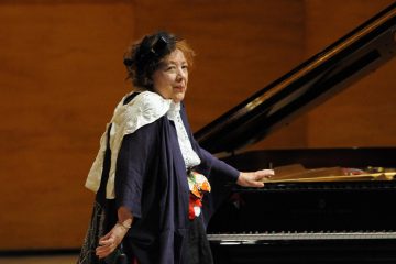 奇蹟のピアニスト、フジコ・ヘミング 一周忌『偲ぶ会』追悼展(4月19日~21日)西武渋谷店で