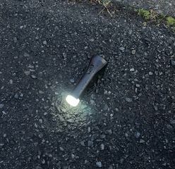 第59回【萩原朔美 スマホ散歩】変な落とし物