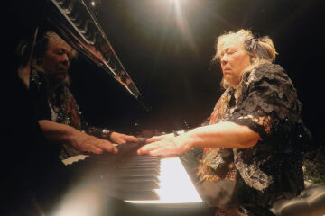 フジコ・ヘミングの唯一無二の演奏が、菅野美穂のナレーションとともにスクリーンに蘇る『フジコ・ヘミング  永遠の音色』