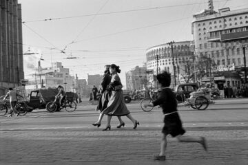 一見の価値あり、スイス人写真家が撮った占領下の日本。「ワーナー・ビショフの昭和～日本が日本でなかったあの頃～」12/5より【ライカギャラリー表参道】にて開催