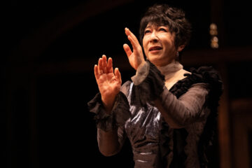 篠井英介に職業俳優の女方として生きていく覚悟を決めさせたというテネシー・ウィリアムズ『欲望という名の電車』のブランチ役に四たび魂を賭けて挑む